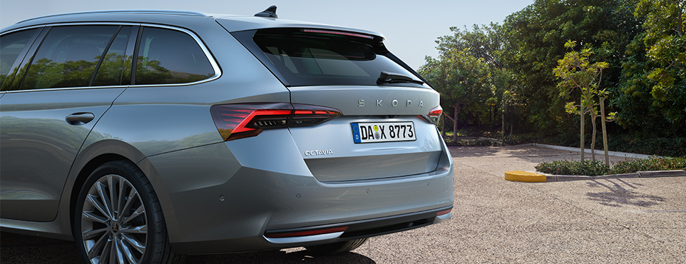 Das Heck eines Škoda Octavia